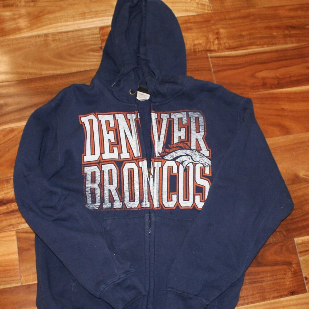 NFL TEAM APPAREL, DENVER BRONCOS HOODIE, MENS SMALL/WOMENS MEDIUM